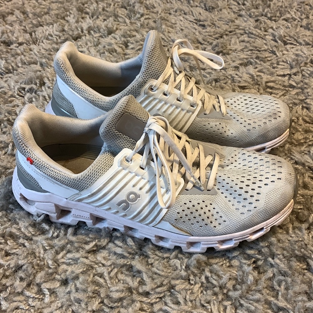 On Cloud size 9.5